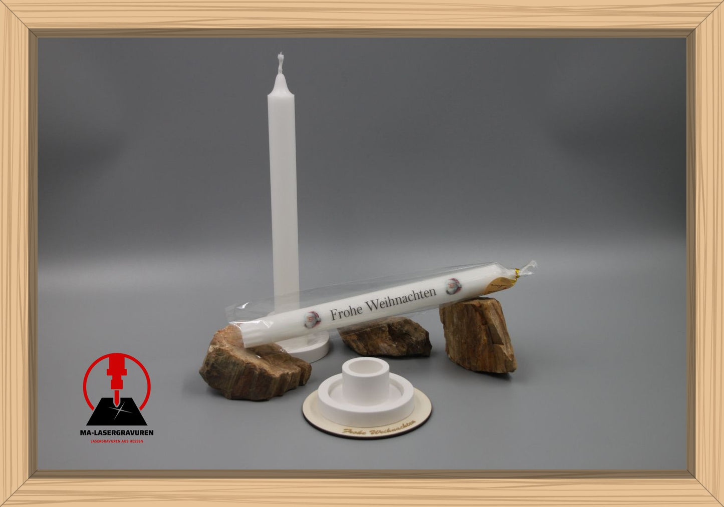 Set Kerze 240 & Stabkerzenhalter groß"Frohe Weihnachten" Typ A